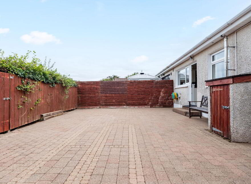 58 Dunsuivnish Avenue, Portstewart, BT55 7EP