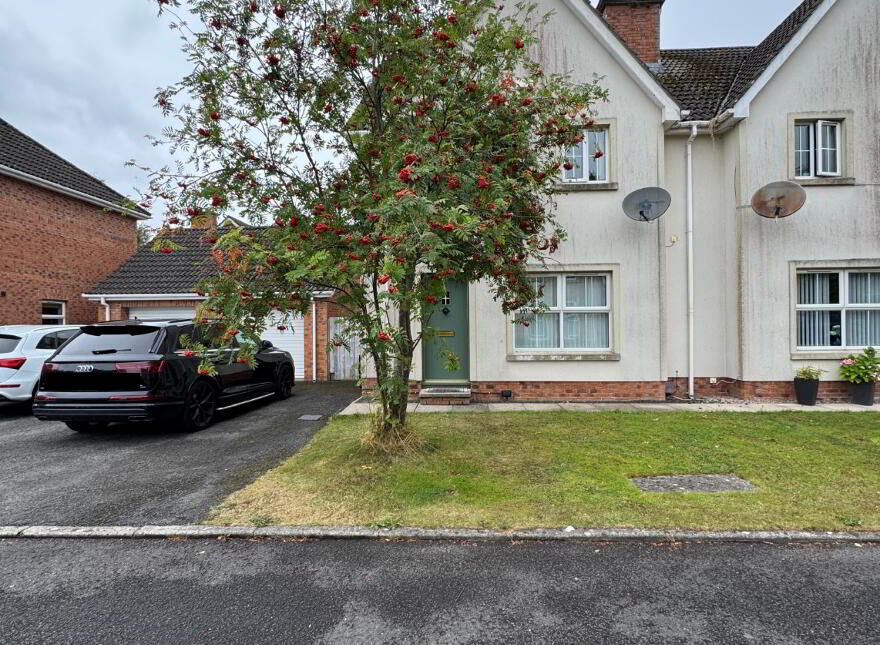 33 Carnbeg Avenue, Antrim, BT41 4RA photo