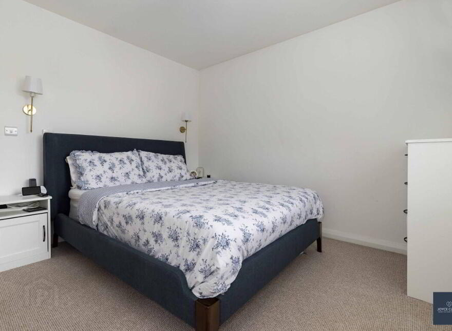 8 Ayrshire Mews, Lisburn, BT28 2GH