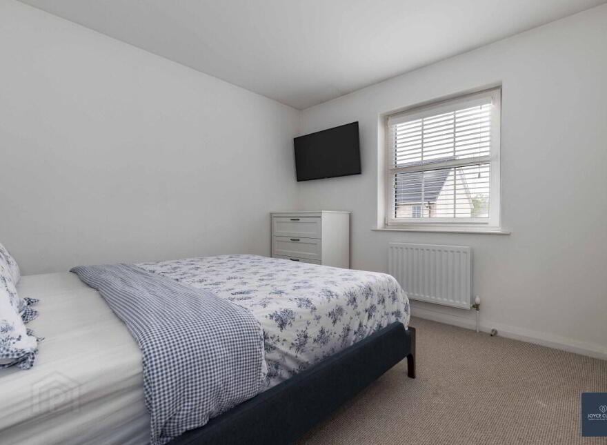 8 Ayrshire Mews, Lisburn, BT28 2GH