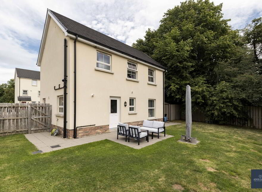 8 Ayrshire Mews, Lisburn, BT28 2GH