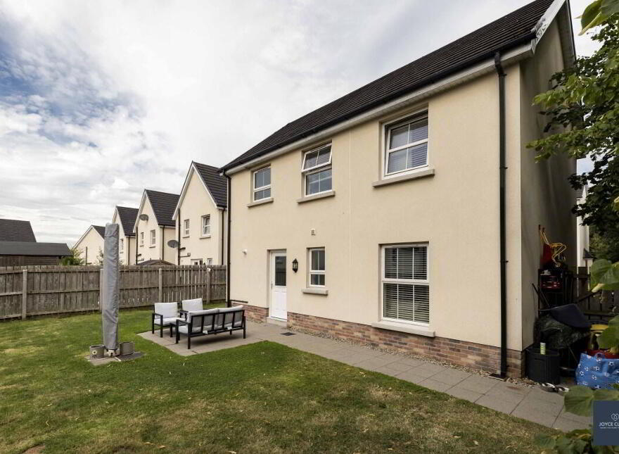 8 Ayrshire Mews, Lisburn, BT28 2GH