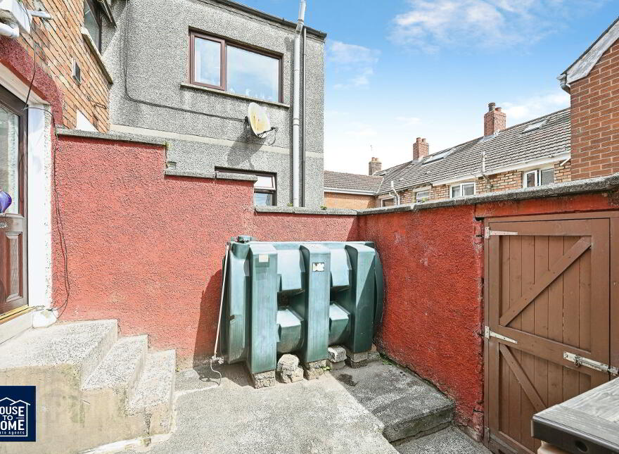 40 Voltaire Gardens, Belfast, Newtownabbey, BT36 7EY
