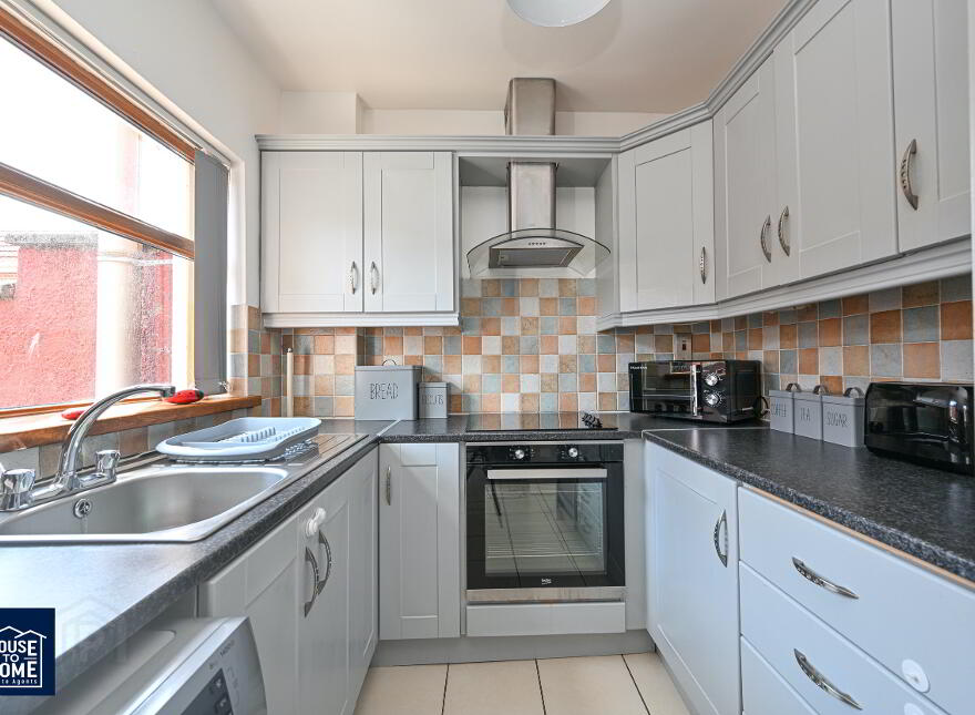 40 Voltaire Gardens, Belfast, Newtownabbey, BT36 7EY
