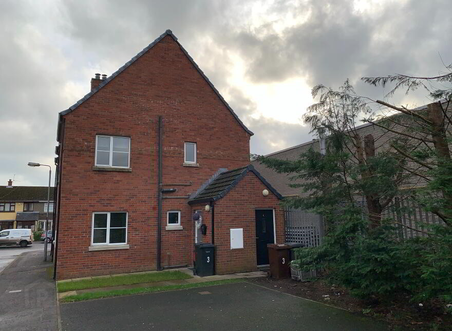 3 Beechgrove, Carrickfergus, BT38 8LQ