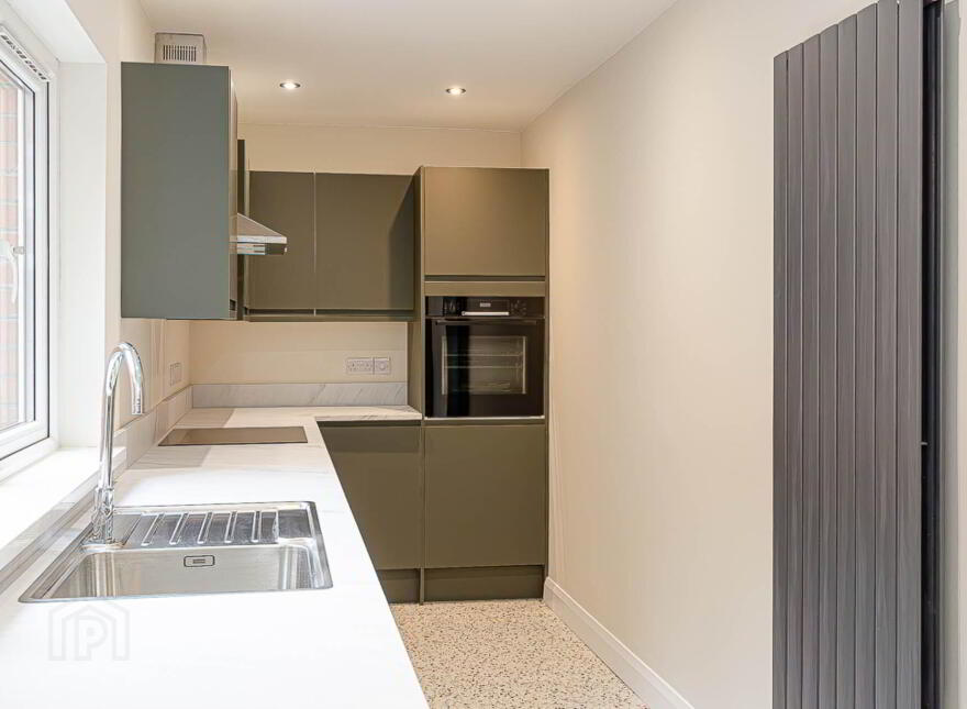 7 Sunwich Street, Ravenhill, Belfast, BT6 8JT