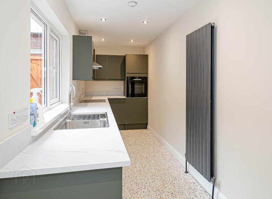 7 Sunwich Street, Ravenhill, Belfast, BT6 8JT