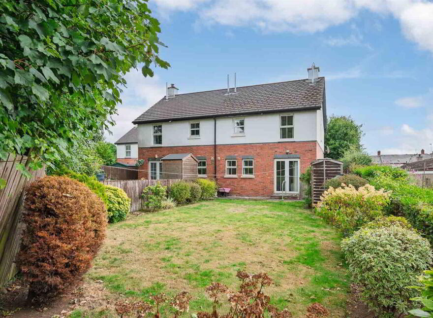 8 Greenavon Mews, Ballynahinch Road, Lisburn, BT27 5HA
