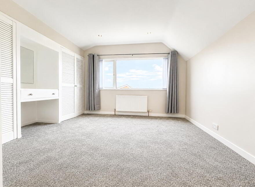24 Silverbirch Road, Bangor, BT19 6EU
