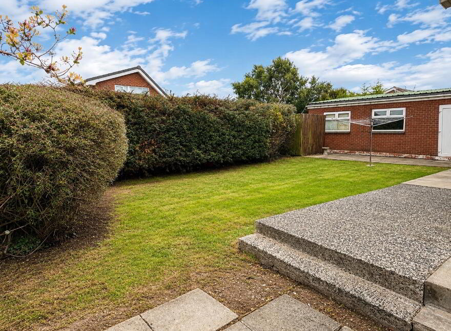 24 Silverbirch Road, Bangor, BT19 6EU