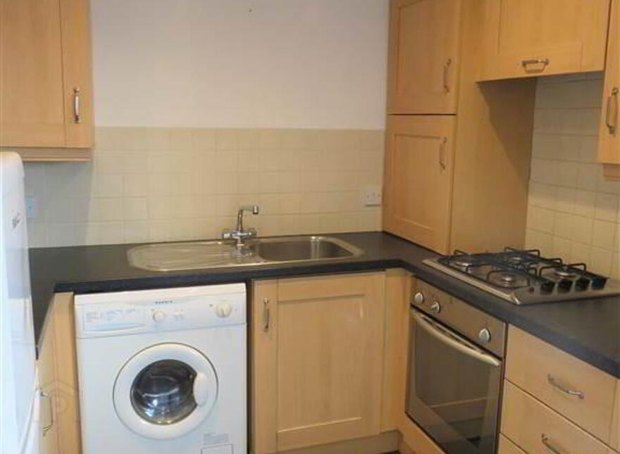 Apt 6, 351A Beersbridge Road, Belfast, BT5 5DS
