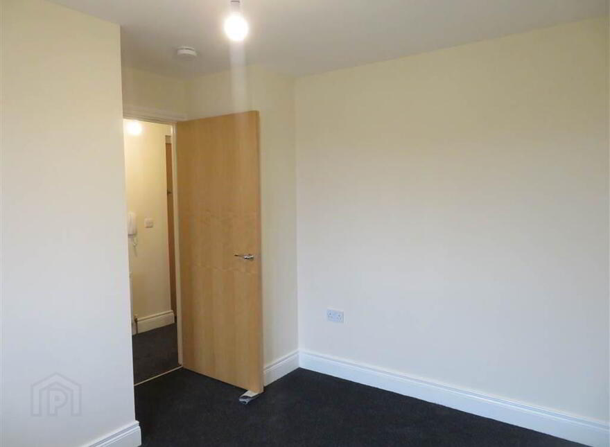 Apt 6, 351A Beersbridge Road, Belfast, BT5 5DS