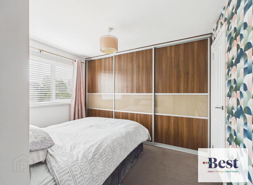 6 Hillmount Gardens, Larne, BT40 1TF