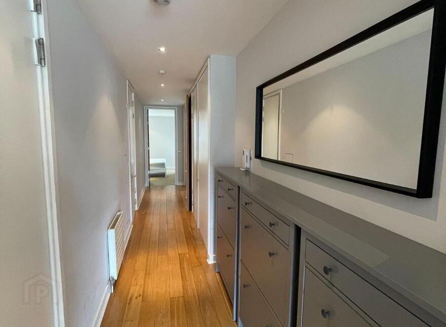 Cloncurry House, IFSC, Ifsc, D01R254