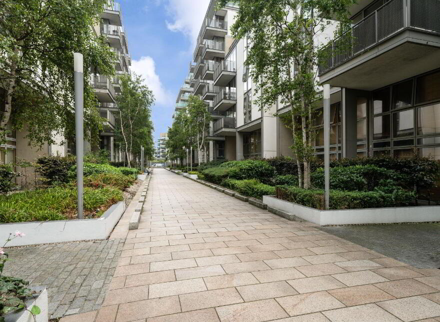 Cloncurry House, IFSC, Ifsc, D01R254