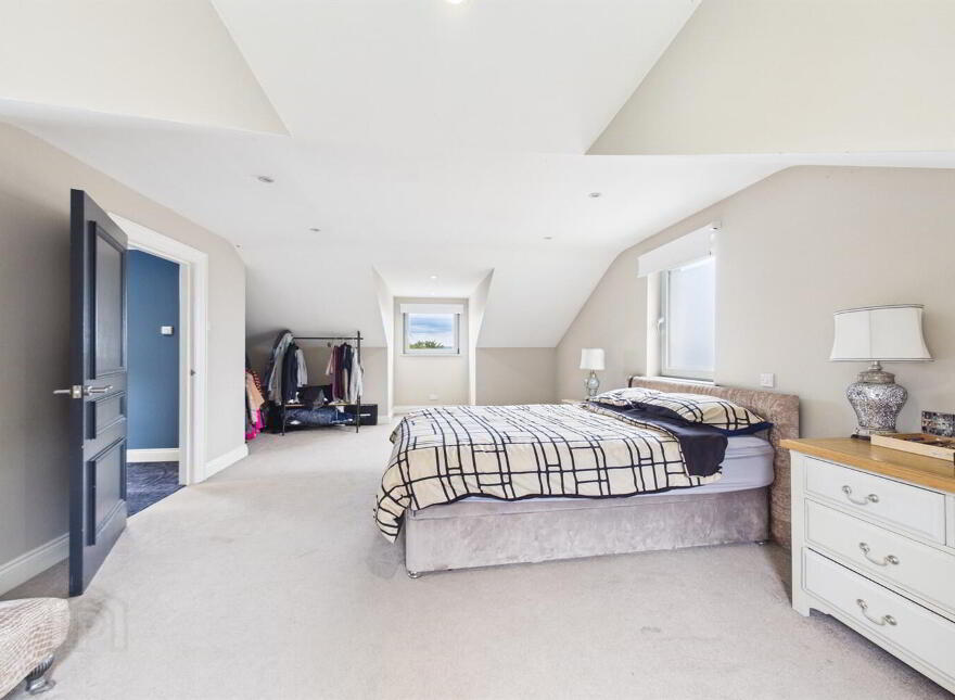 682 Antrim Road, Belfast, BT15 5GP