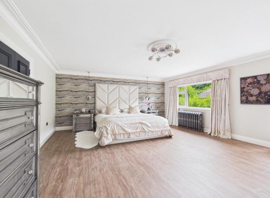 682 Antrim Road, Belfast, BT15 5GP