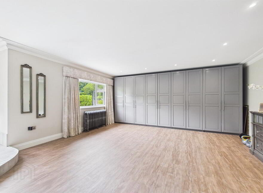 682 Antrim Road, Belfast, BT15 5GP
