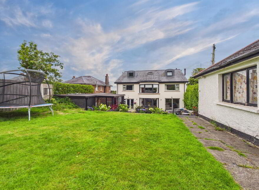 682 Antrim Road, Belfast, BT15 5GP