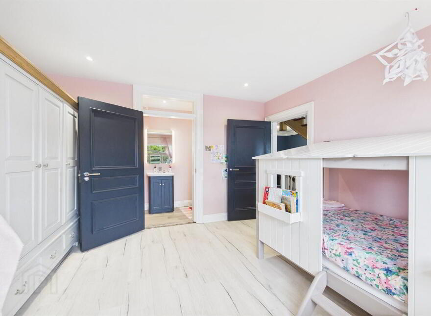 682 Antrim Road, Belfast, BT15 5GP
