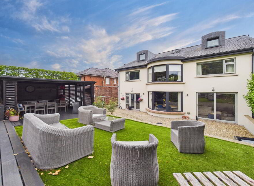 682 Antrim Road, Belfast, BT15 5GP