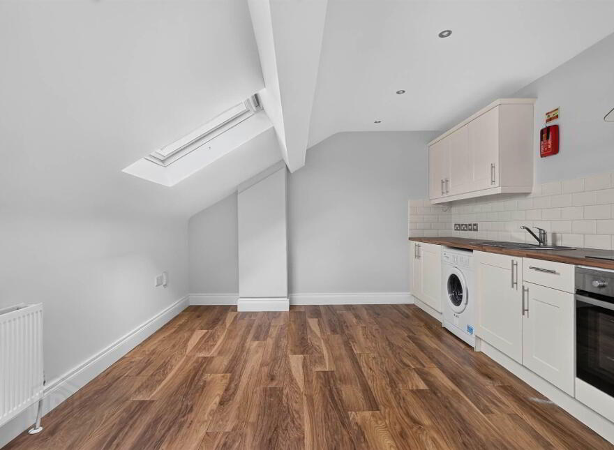 Apt 5, 18 Claremont Street, Belfast, BT9 6AP