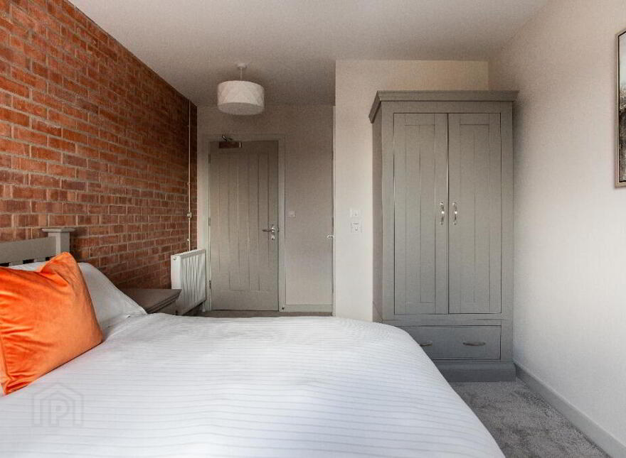 Apt 10 The Residence, 334 Ormeau Road, Belfast, BT7 2GE