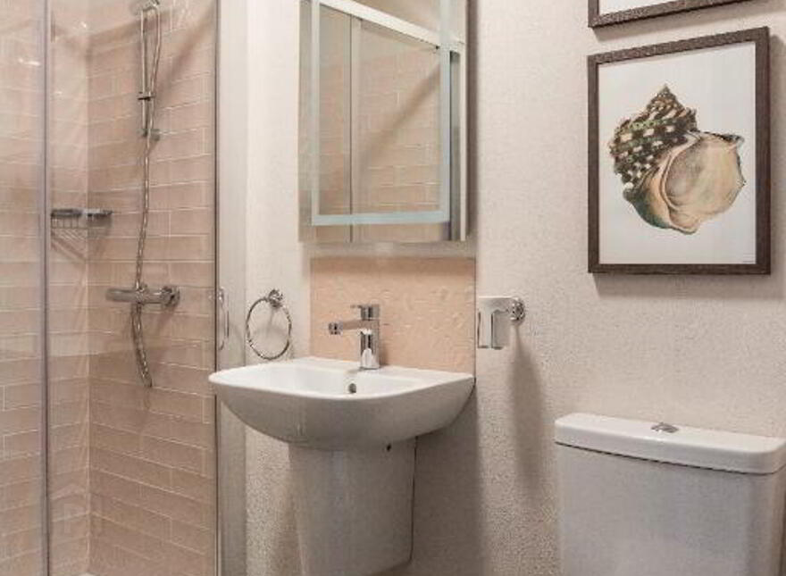 Apt 10 The Residence, 334 Ormeau Road, Belfast, BT7 2GE