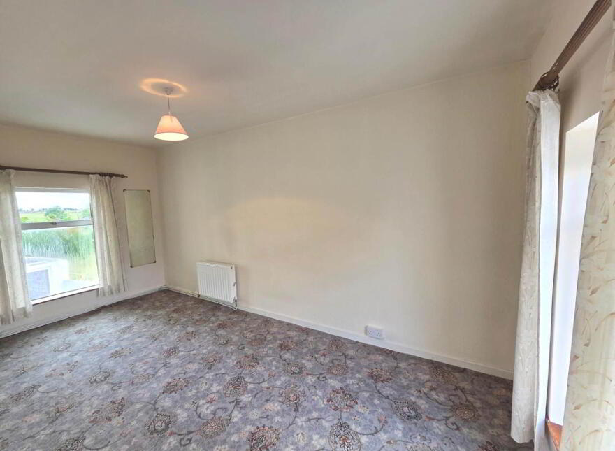 Old Church Road, Williamstown, F45VH70