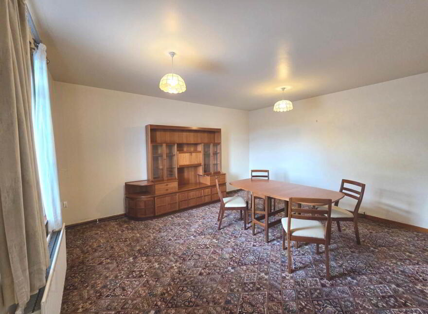 Old Church Road, Williamstown, F45VH70