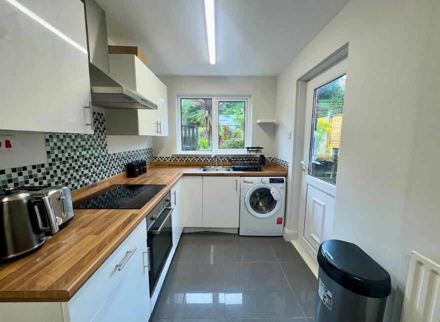 234 Lisburn Road, Belfast, BT9 6GF