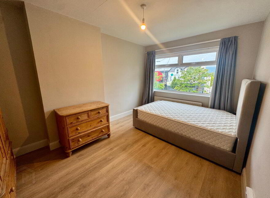 234 Lisburn Road, Belfast, BT9 6GF