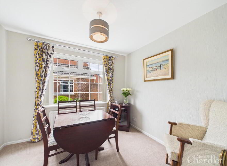 13 Winchester Park, Carryduff, Belfast, BT8 8QG