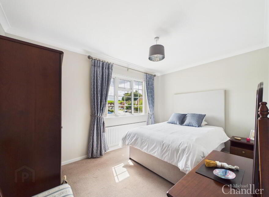 13 Winchester Park, Carryduff, Belfast, BT8 8QG