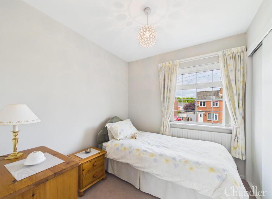 13 Winchester Park, Carryduff, Belfast, BT8 8QG