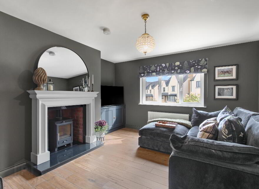 33 Ashgrove Walk, Comber, Newtownards, BT23 5PJ