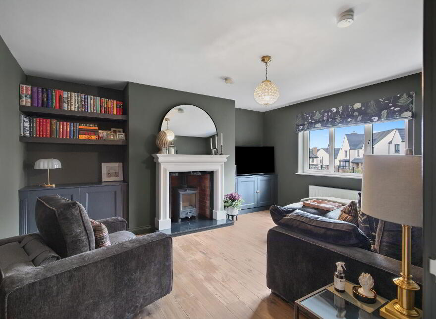 33 Ashgrove Walk, Comber, Newtownards, BT23 5PJ