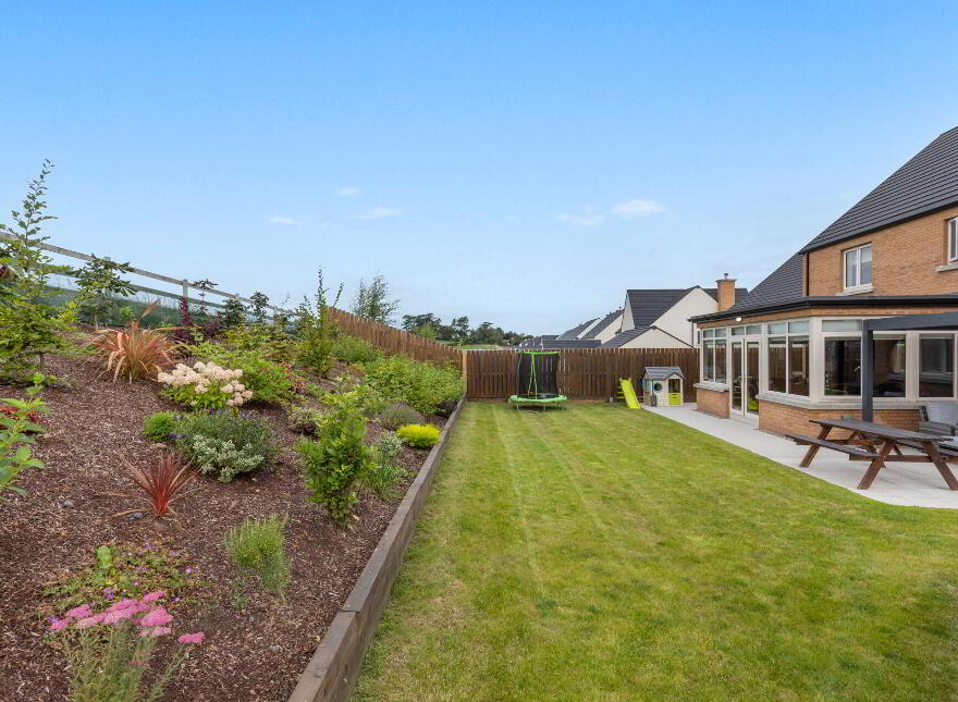 33 Ashgrove Walk, Comber, Newtownards, BT23 5PJ