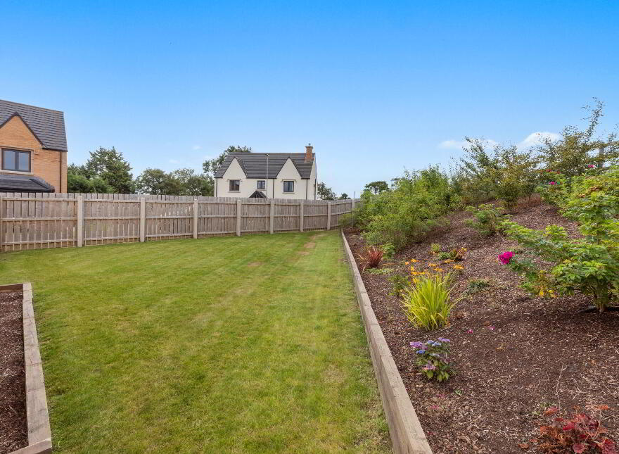 33 Ashgrove Walk, Comber, Newtownards, BT23 5PJ