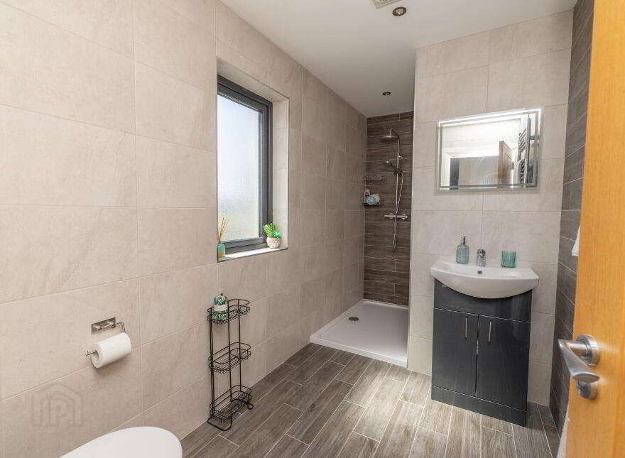 71A Glassdrumman Road, Annalong, Newry, BT34 4QJ