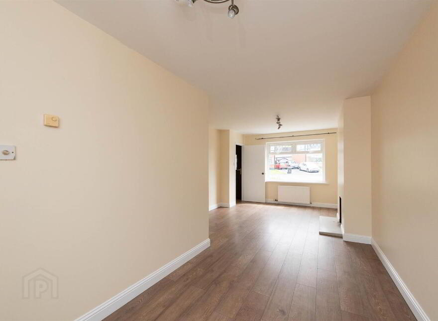 24 Meadowvale Gardens, Carryduff, Belfast, BT8 8PZ