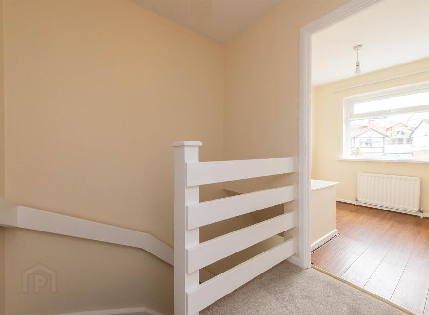 24 Meadowvale Gardens, Carryduff, Belfast, BT8 8PZ