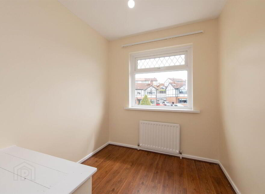 24 Meadowvale Gardens, Carryduff, Belfast, BT8 8PZ
