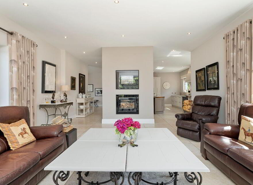 Stone Hill Stud Farm, Ballinvarosig, Carrigaline, P43CP63