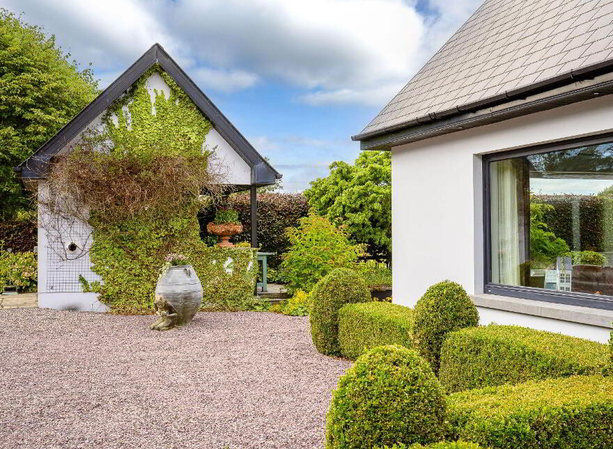 Stone Hill Stud Farm, Ballinvarosig, Carrigaline, P43CP63