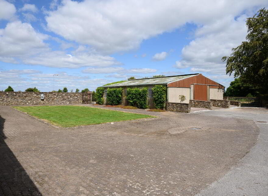 Stone Hill Stud Farm, Ballinvarosig, Carrigaline, P43CP63