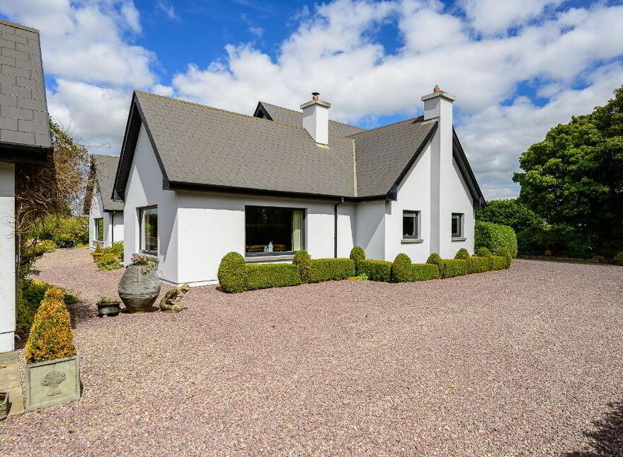 Stone Hill Stud Farm, Ballinvarosig, Carrigaline, P43CP63