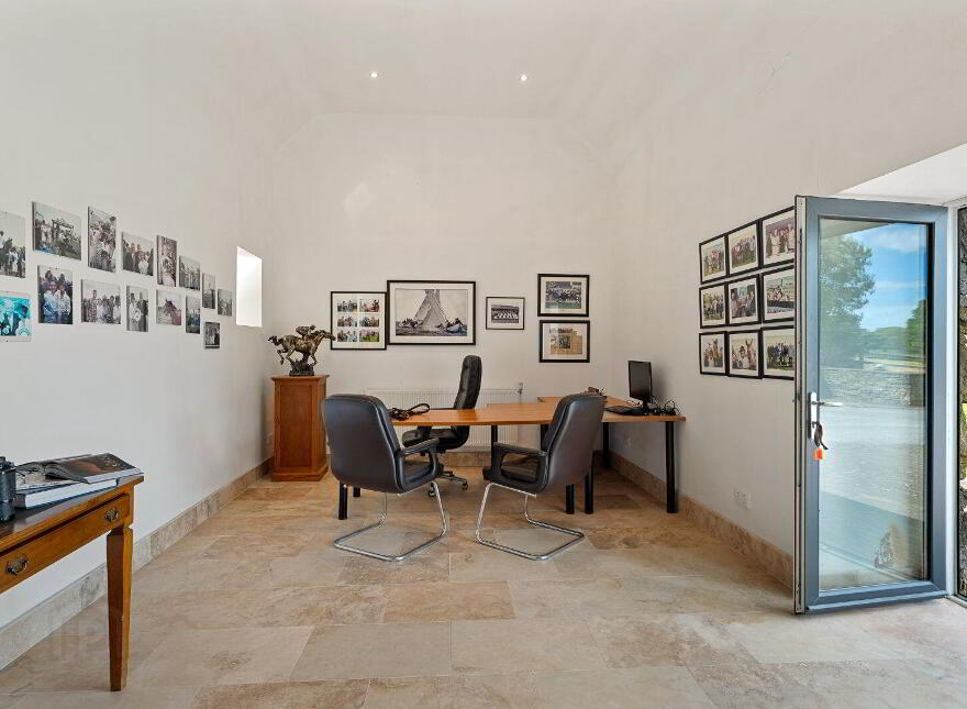 Stone Hill Stud Farm, Ballinvarosig, Carrigaline, P43CP63