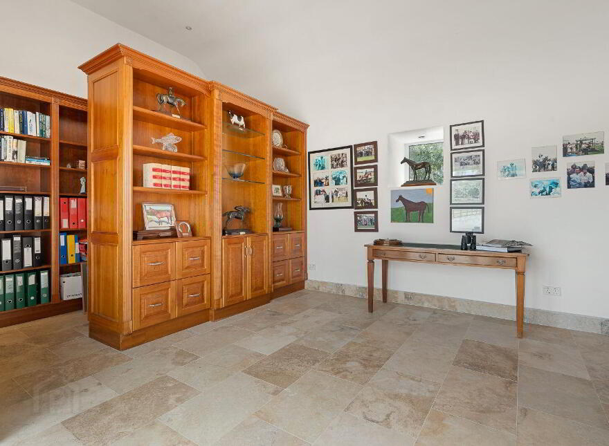 Stone Hill Stud Farm, Ballinvarosig, Carrigaline, P43CP63