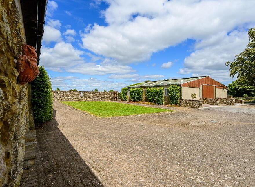 Stone Hill Stud Farm, Ballinvarosig, Carrigaline, P43CP63